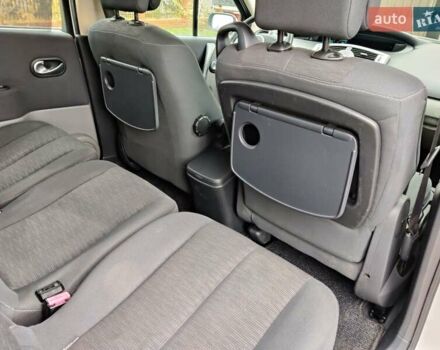 Серый Рено Сценик, объемом двигателя 1.6 л и пробегом 152 тыс. км за 4950 $, фото 35 на Automoto.ua