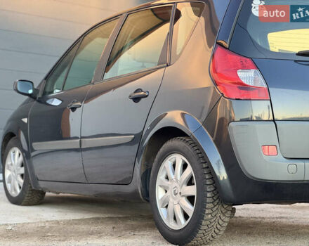 Серый Рено Сценик, объемом двигателя 1.6 л и пробегом 223 тыс. км за 4900 $, фото 14 на Automoto.ua