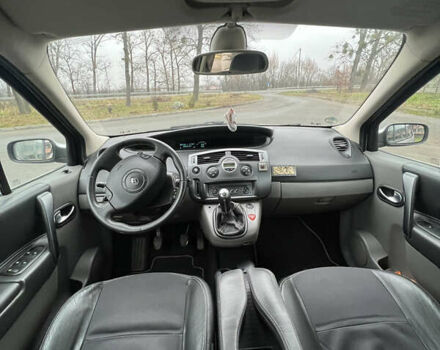 Серый Рено Сценик, объемом двигателя 1.6 л и пробегом 178 тыс. км за 5000 $, фото 10 на Automoto.ua