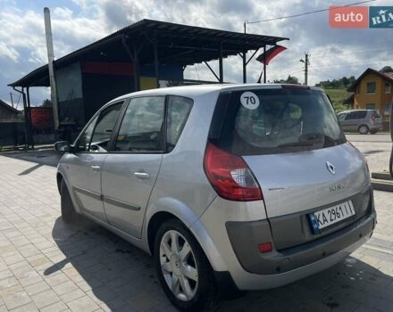 Серый Рено Сценик, объемом двигателя 2 л и пробегом 286 тыс. км за 4800 $, фото 11 на Automoto.ua