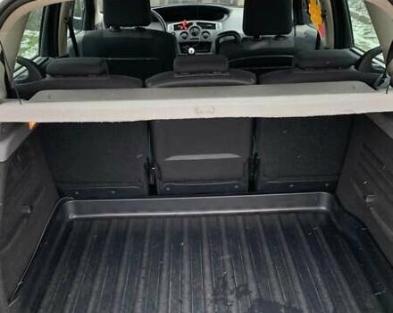 Сірий Рено Сценік, об'ємом двигуна 1.6 л та пробігом 225 тис. км за 5700 $, фото 26 на Automoto.ua