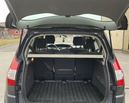 Серый Рено Сценик, объемом двигателя 2 л и пробегом 236 тыс. км за 6650 $, фото 14 на Automoto.ua