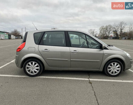 Серый Рено Сценик, объемом двигателя 1.6 л и пробегом 120 тыс. км за 6200 $, фото 6 на Automoto.ua