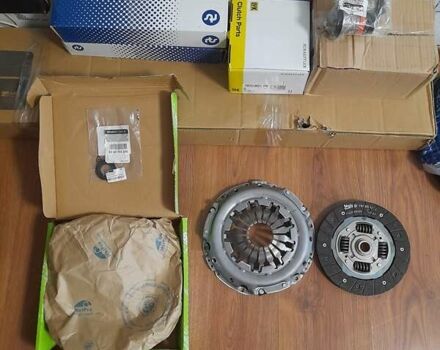 Сірий Рено Сценік, об'ємом двигуна 1.6 л та пробігом 254 тис. км за 5200 $, фото 7 на Automoto.ua