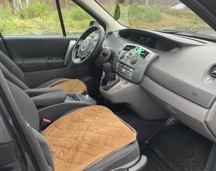 Серый Рено Сценик, объемом двигателя 2 л и пробегом 236 тыс. км за 6650 $, фото 7 на Automoto.ua