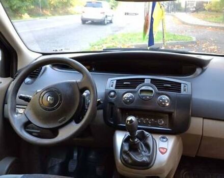 Серый Рено Сценик, объемом двигателя 1.5 л и пробегом 300 тыс. км за 4500 $, фото 18 на Automoto.ua