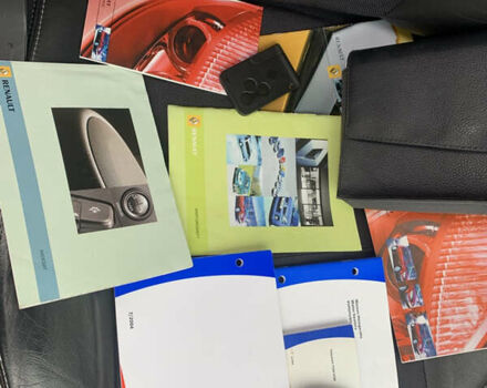 Рено Сценик 2006 в Виннице на Automoto.ua Серый Рено Сценик, объемом двигателя 1.6 л и пробегом 124 тыс. км за 6250 $, фото 50 на Automoto.ua