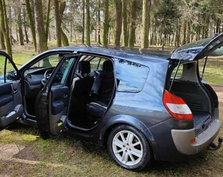 Серый Рено Сценик, объемом двигателя 2 л и пробегом 265 тыс. км за 5000 $, фото 5 на Automoto.ua