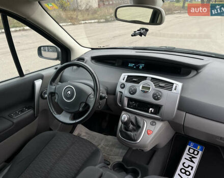 Рено Сценик 2006 в Сумах на Automoto.ua Серый Рено Сценик, объемом двигателя 1.6 л и пробегом 122 тыс. км за 6199 $, фото 27 на Automoto.ua