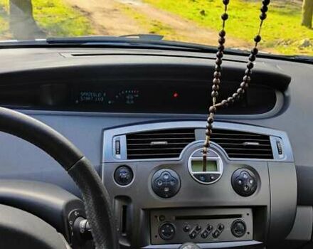 Серый Рено Сценик, объемом двигателя 2 л и пробегом 265 тыс. км за 5000 $, фото 32 на Automoto.ua