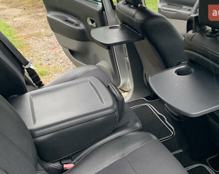 Рено Сценик 2006 в Виннице на Automoto.ua Серый Рено Сценик, объемом двигателя 1.6 л и пробегом 124 тыс. км за 6250 $, фото 28 на Automoto.ua