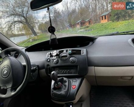 Серый Рено Сценик, объемом двигателя 1.5 л и пробегом 343 тыс. км за 4300 $, фото 3 на Automoto.ua