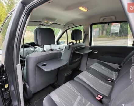 Серый Рено Сценик, объемом двигателя 1.6 л и пробегом 212 тыс. км за 5600 $, фото 33 на Automoto.ua