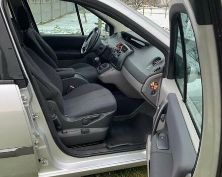 Сірий Рено Сценік, об'ємом двигуна 1.6 л та пробігом 225 тис. км за 5700 $, фото 18 на Automoto.ua