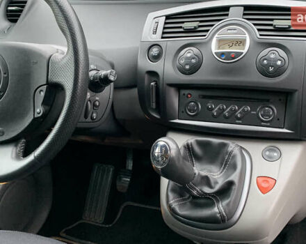 Рено Сценик 2006 в Виннице на Automoto.ua Серый Рено Сценик, объемом двигателя 1.6 л и пробегом 124 тыс. км за 6250 $, фото 13 на Automoto.ua