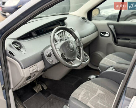 Сірий Рено Сценік, об'ємом двигуна 1.6 л та пробігом 196 тис. км за 6350 $, фото 9 на Automoto.ua