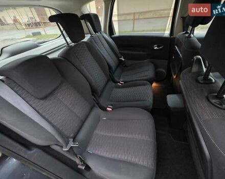 Серый Рено Сценик, объемом двигателя 1.6 л и пробегом 195 тыс. км за 5899 $, фото 34 на Automoto.ua