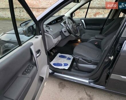 Серый Рено Сценик, объемом двигателя 1.6 л и пробегом 195 тыс. км за 5899 $, фото 22 на Automoto.ua