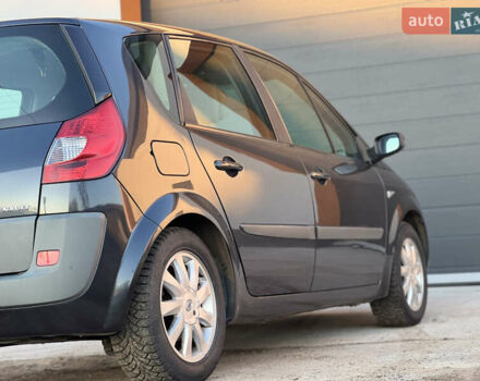 Серый Рено Сценик, объемом двигателя 1.6 л и пробегом 223 тыс. км за 4900 $, фото 11 на Automoto.ua