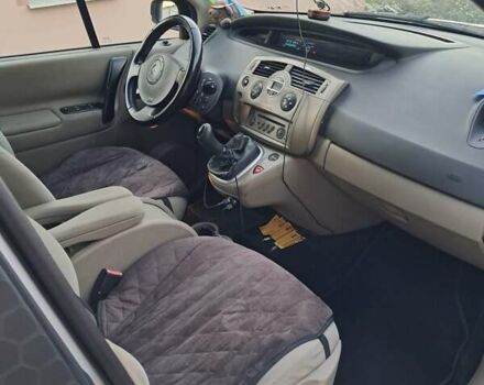 Серый Рено Сценик, объемом двигателя 1.6 л и пробегом 322 тыс. км за 5200 $, фото 13 на Automoto.ua