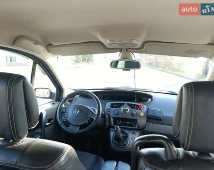 Серый Рено Сценик, объемом двигателя 1.6 л и пробегом 227 тыс. км за 5400 $, фото 6 на Automoto.ua