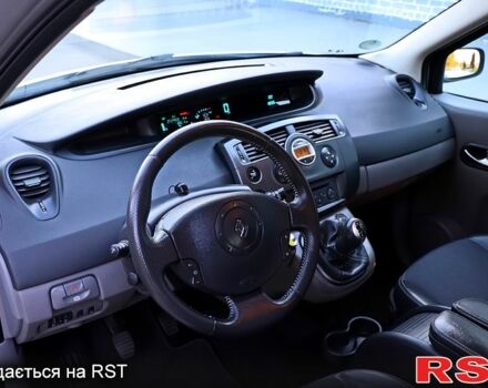 Серый Рено Сценик, объемом двигателя 1.6 л и пробегом 250 тыс. км за 6222 $, фото 3 на Automoto.ua