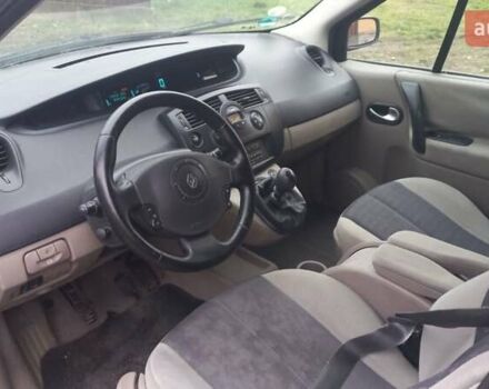 Серый Рено Сценик, объемом двигателя 2 л и пробегом 222 тыс. км за 1600 $, фото 3 на Automoto.ua