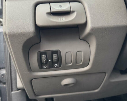 Рено Сценік 2006 у Чернігові на Automoto.ua Сірий Рено Сценік, об'ємом двигуна 1.6 л та пробігом 235 тис. км за 5250 $, фото 16 на Automoto.ua