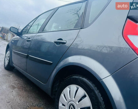 Серый Рено Сценик, объемом двигателя 1.6 л и пробегом 215 тыс. км за 5100 $, фото 13 на Automoto.ua