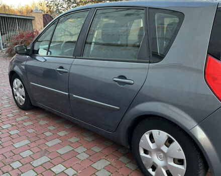 Рено Сценік 2006 у Хмельницькому на Automoto.ua Сірий Рено Сценік, об'ємом двигуна 2 л та пробігом 236 тис. км за 5800 $, фото 3 на Automoto.ua