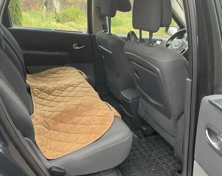 Серый Рено Сценик, объемом двигателя 2 л и пробегом 236 тыс. км за 6650 $, фото 8 на Automoto.ua