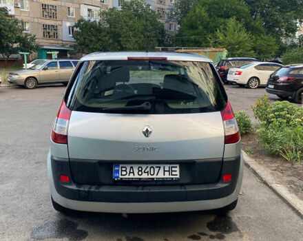 Серый Рено Сценик, объемом двигателя 1.6 л и пробегом 182 тыс. км за 5800 $, фото 2 на Automoto.ua