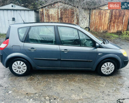 Серый Рено Сценик, объемом двигателя 1.6 л и пробегом 215 тыс. км за 5100 $, фото 3 на Automoto.ua