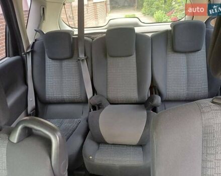Серый Рено Сценик, объемом двигателя 1.6 л и пробегом 224 тыс. км за 4500 $, фото 7 на Automoto.ua