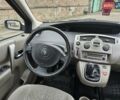 Серый Рено Сценик, объемом двигателя 1.6 л и пробегом 144 тыс. км за 5600 $, фото 13 на Automoto.ua