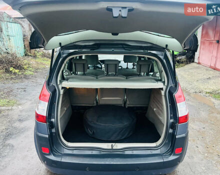 Серый Рено Сценик, объемом двигателя 1.6 л и пробегом 215 тыс. км за 5100 $, фото 26 на Automoto.ua