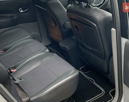 Рено Сценик 2006 в Виннице на Automoto.ua Серый Рено Сценик, объемом двигателя 1.6 л и пробегом 124 тыс. км за 6250 $, фото 14 на Automoto.ua