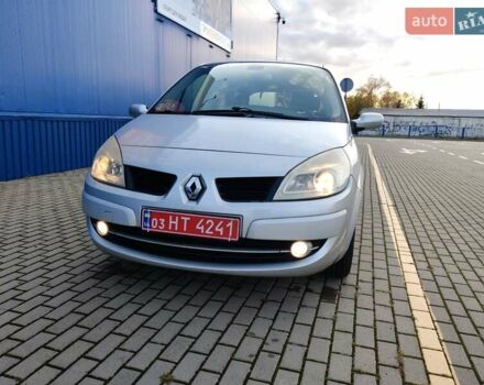 Серый Рено Сценик, объемом двигателя 1.6 л и пробегом 152 тыс. км за 4950 $, фото 3 на Automoto.ua