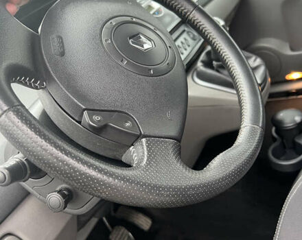 Серый Рено Сценик, объемом двигателя 1.6 л и пробегом 178 тыс. км за 5000 $, фото 5 на Automoto.ua