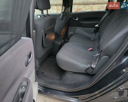 Серый Рено Сценик, объемом двигателя 1.6 л и пробегом 195 тыс. км за 5899 $, фото 27 на Automoto.ua