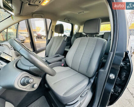 Сірий Рено Сценік, об'ємом двигуна 1.6 л та пробігом 155 тис. км за 6399 $, фото 33 на Automoto.ua