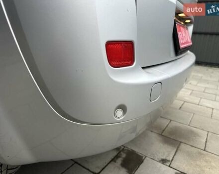 Серый Рено Сценик, объемом двигателя 2 л и пробегом 85 тыс. км за 7700 $, фото 2 на Automoto.ua