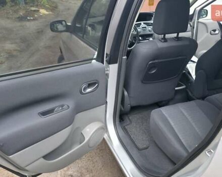 Серый Рено Сценик, объемом двигателя 1.6 л и пробегом 212 тыс. км за 6300 $, фото 21 на Automoto.ua