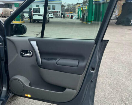 Серый Рено Сценик, объемом двигателя 1.6 л и пробегом 181 тыс. км за 5600 $, фото 24 на Automoto.ua