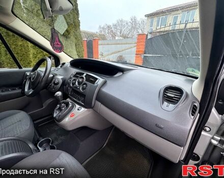 Серый Рено Сценик, объемом двигателя 1.6 л и пробегом 188 тыс. км за 4899 $, фото 10 на Automoto.ua