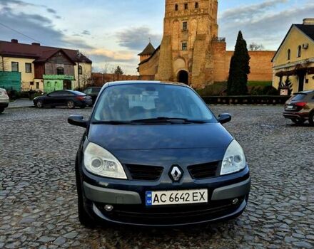 Серый Рено Сценик, объемом двигателя 1.6 л и пробегом 200 тыс. км за 4650 $, фото 1 на Automoto.ua
