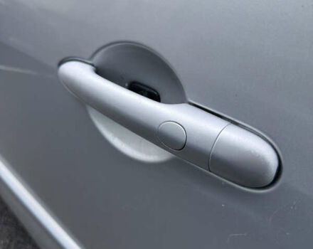 Сірий Рено Сценік, об'ємом двигуна 1.5 л та пробігом 330 тис. км за 4800 $, фото 19 на Automoto.ua