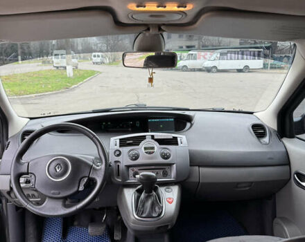 Серый Рено Сценик, объемом двигателя 1.98 л и пробегом 250 тыс. км за 5500 $, фото 14 на Automoto.ua