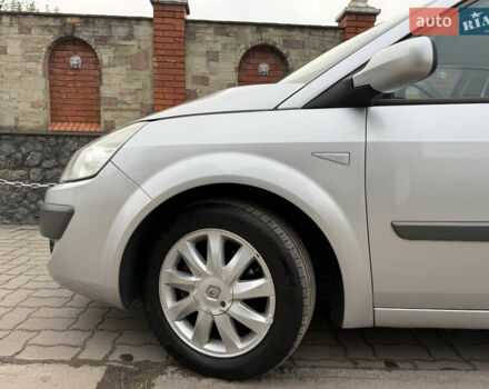 Серый Рено Сценик, объемом двигателя 1.6 л и пробегом 230 тыс. км за 5699 $, фото 86 на Automoto.ua