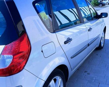 Серый Рено Сценик, объемом двигателя 1.6 л и пробегом 140 тыс. км за 6000 $, фото 4 на Automoto.ua